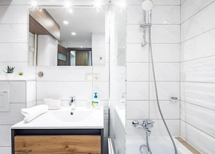 Ultra - Quiet Sleep Apartman *