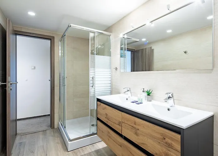 Ultra - Quiet Sleep Apartman